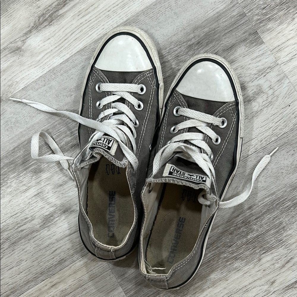 Women’s Converse Charcoal Low-Top Sneakers Size 8 WORN